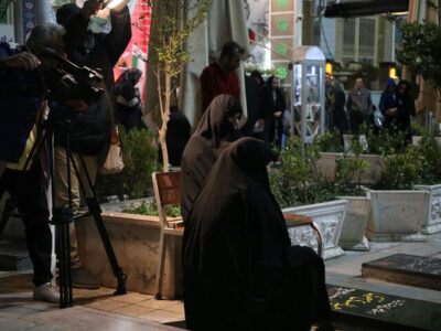 «آیت‌الله بی‌عمامه» و «این خانه و جذام مادرم» آماده نمایش شدند