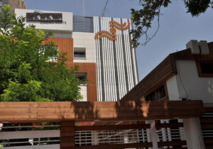 «اکران حقیقت» به ۶ مستند خارجی رسید