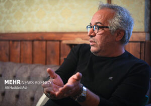 لطیفی از دلایل ساخت «غریب» گفت/ فیلمساز نباید سیاست زده شود