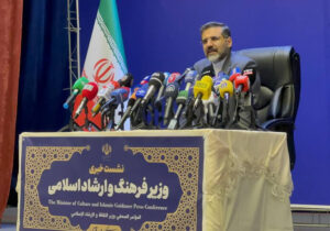 پاسخگویی به مهمترین حواشی هنر/ فضا برای حضور همه فراهم است