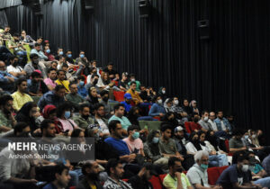 گیشه همچنان در دستان سینمای کمدی است/ ۳۸ میلیارد در ۷ روز
