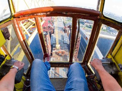 نقش آموزش اپراتور تاورکرین در کاهش حوادث و بهینهسازی بهرهوری پروژهها