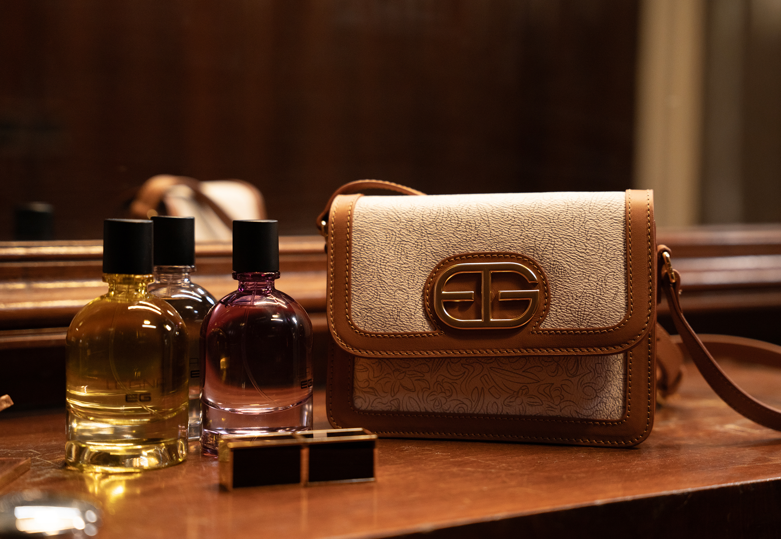 خرید و قیمت کیف چرم