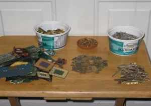 استخراج طلا از برد های الکترونیکی : آموزش گام به گام